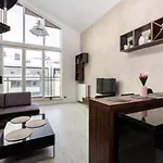 Janki Bryla Two-level By Bookinghost Appartement