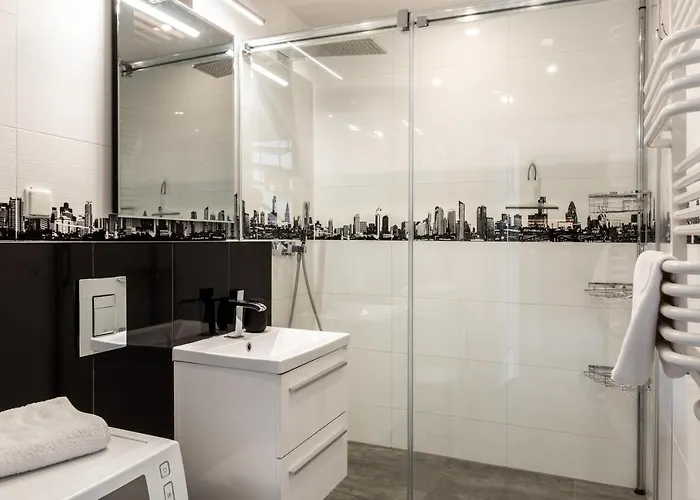 Janki Bryla Two-level By Bookinghost * Gdynia